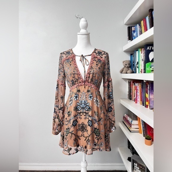 For Love & Lemons Saffron Velvet Burnout Dress size small - Picture 1 of 16